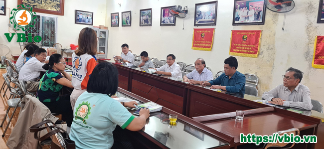 Đại diện VBio trao đổi cùng Hội Làm vườn và Trang trại Thanh Hóa